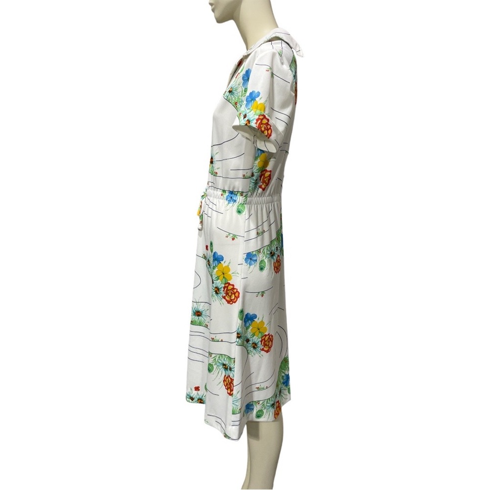 Vintage White Dress with Colorful Floral Design - Picture 4 of 13